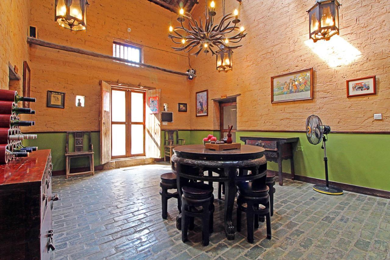 Yangshuo Village Inn Boutique Hotel , Moon Hill Three Nights In A Row Exterior photo